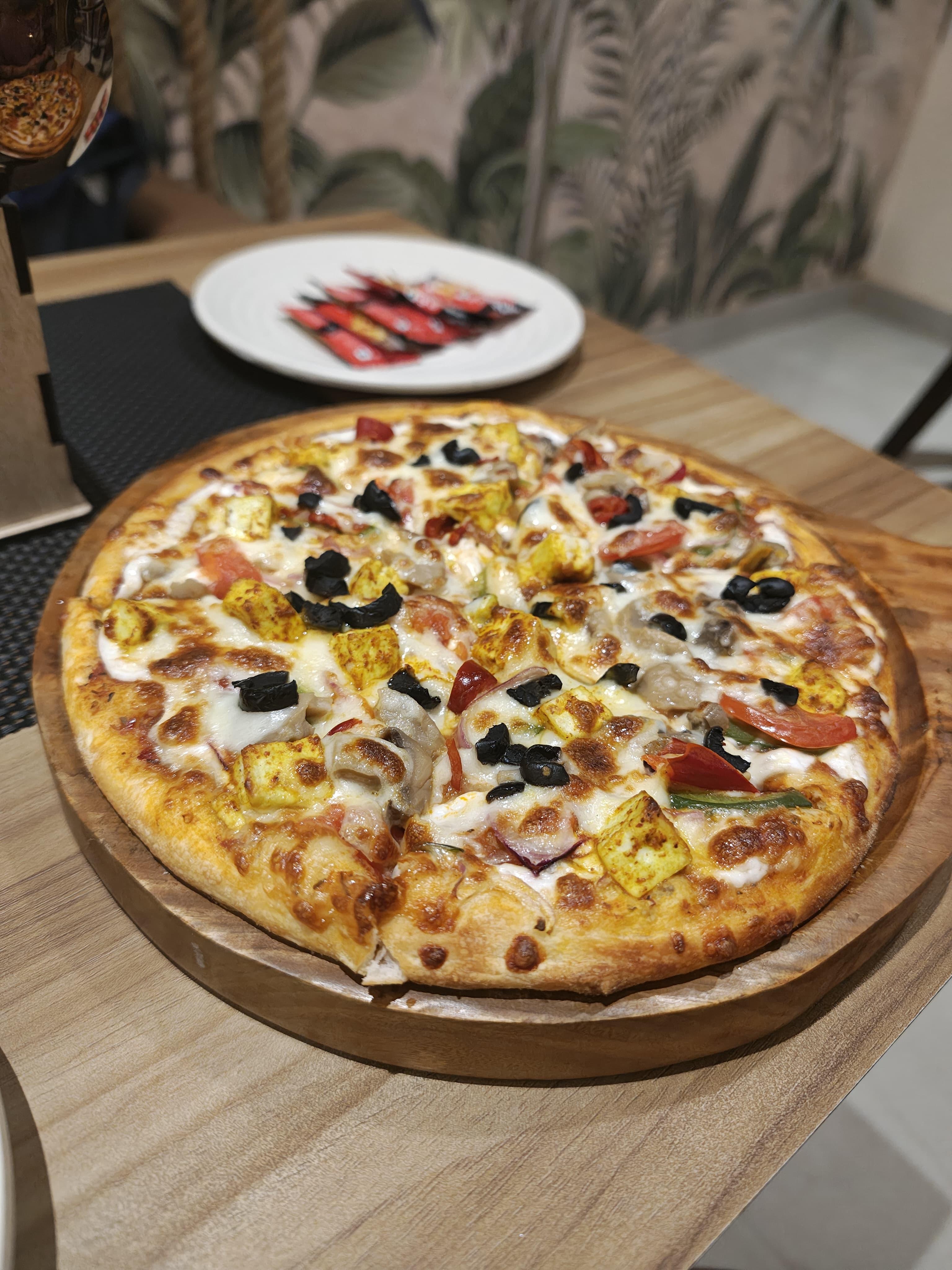 Cheese Burst Pizza